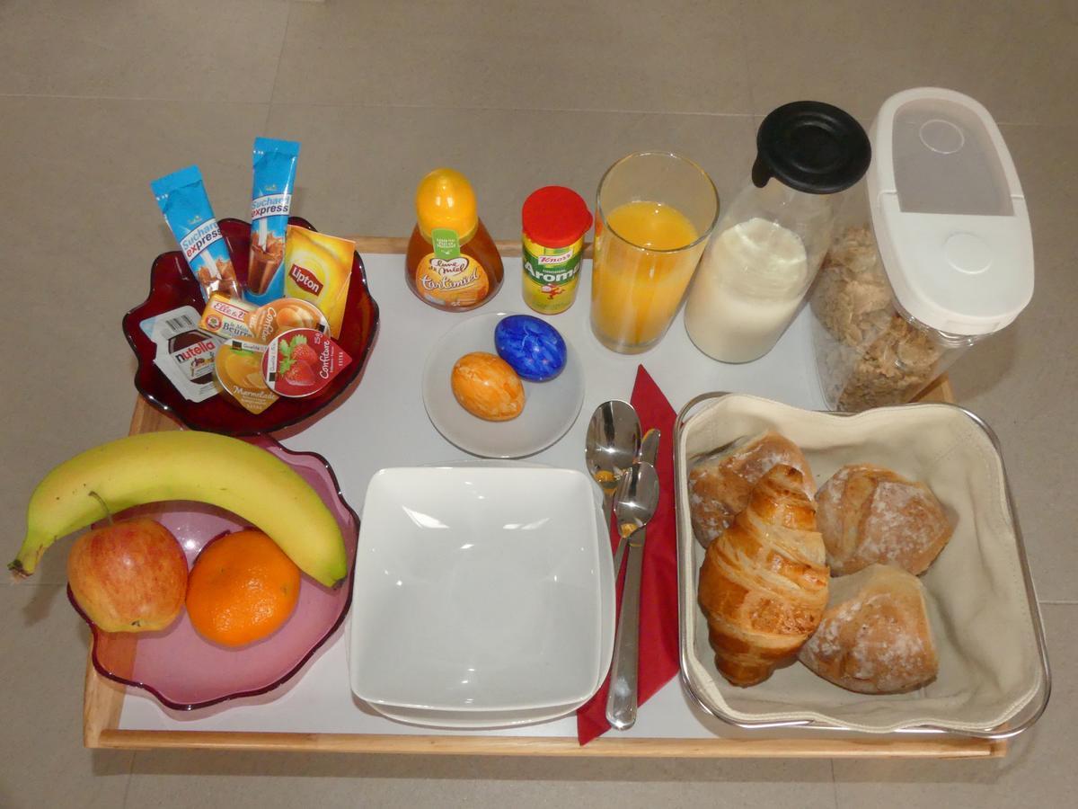 Bed and Breakfast Au Bonheur Des Iris Ролль Экстерьер фото