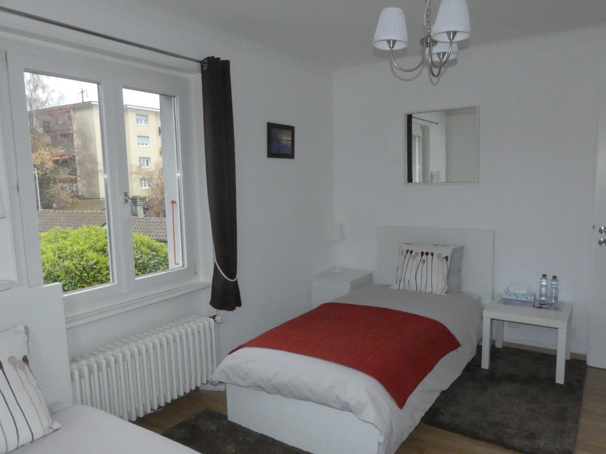 Bed and Breakfast Au Bonheur Des Iris Ролль Экстерьер фото